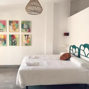  Сasa de vacaciones La Casa Móvil. Casa De Artistas